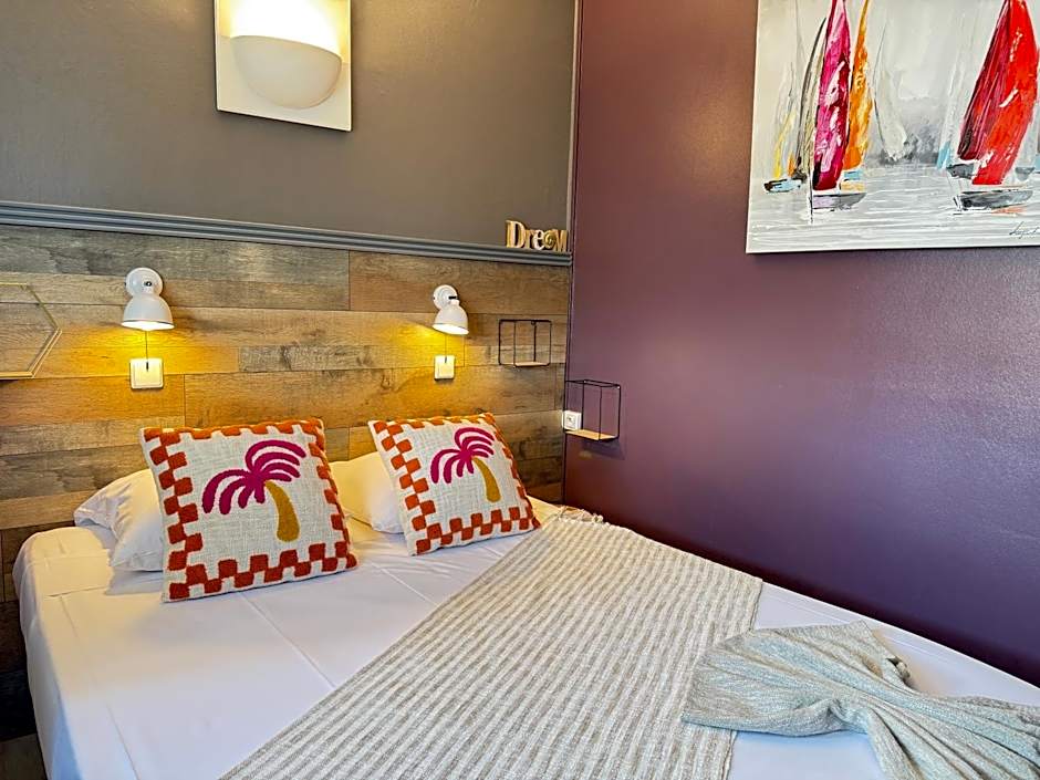 Acadie Saint Victor - Hôtel restaurant -Face mer- Châtelaillon plage