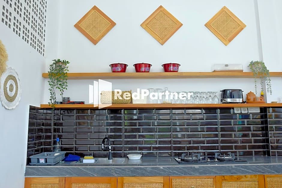 Pringgading Surf Camp Bengkulu Mitra RedDoorz