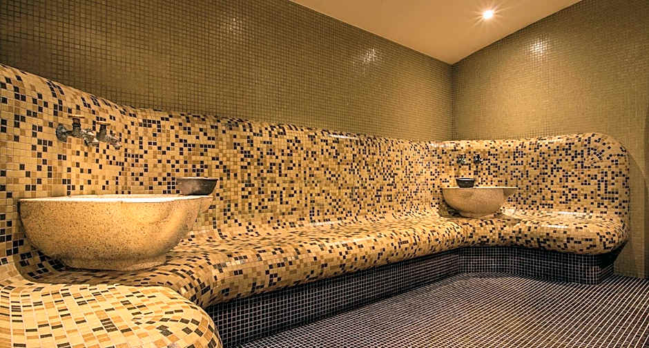 Studio by Mountain Lakes