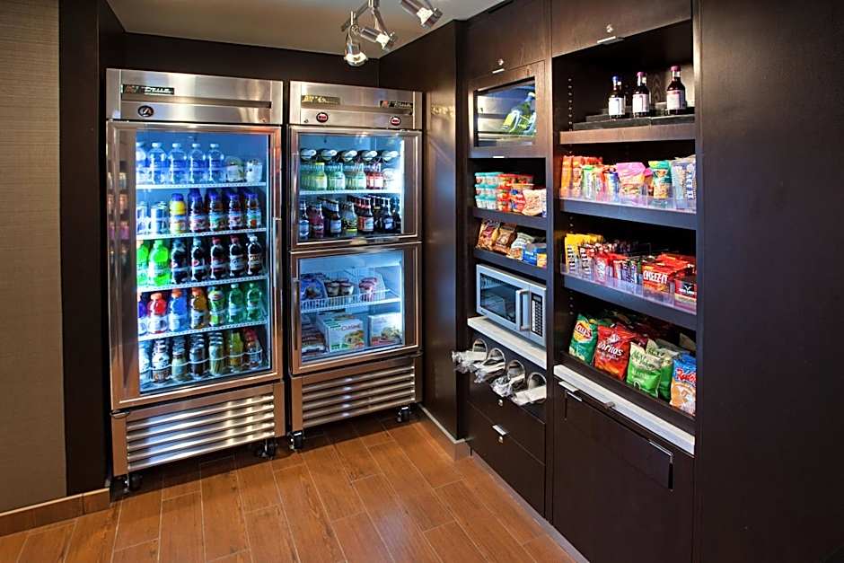 Courtyard by Marriott Louisville Northeast