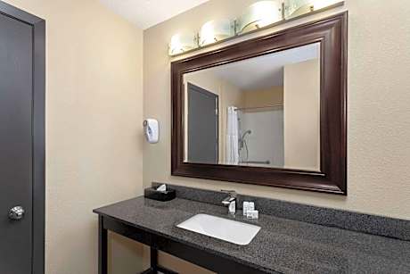 Baymont by Wyndham Copley Akron