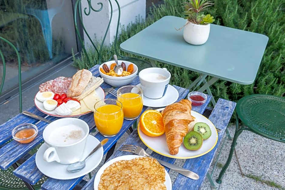 The Originals Westlodge Dardilly Lyon Nord