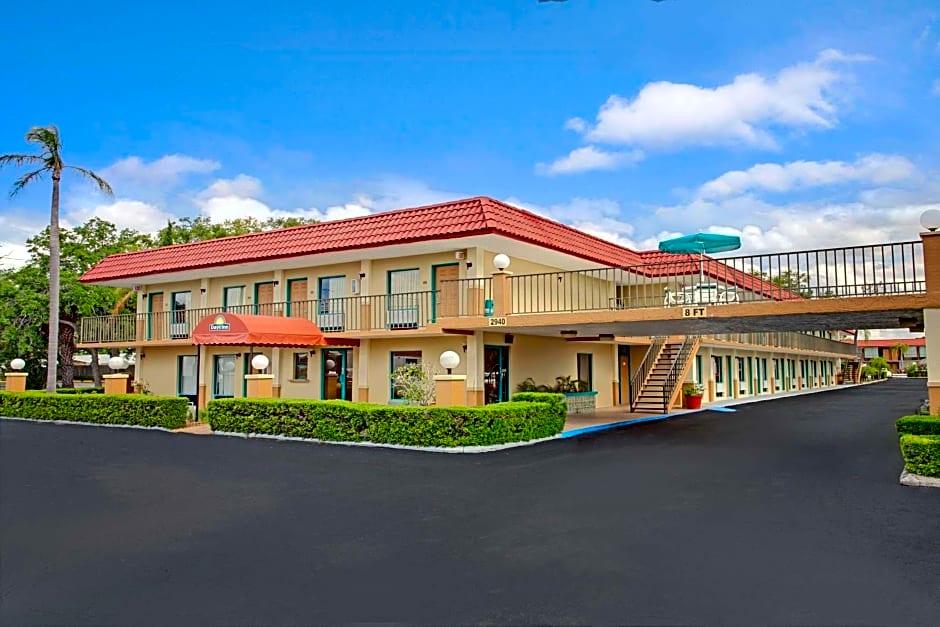 Days Inn by Wyndham Clearwater/Central