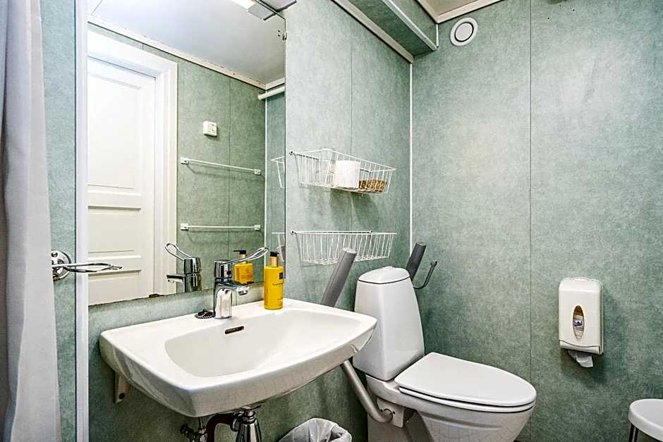 Kongsvold Fjeldstue by Frich`s