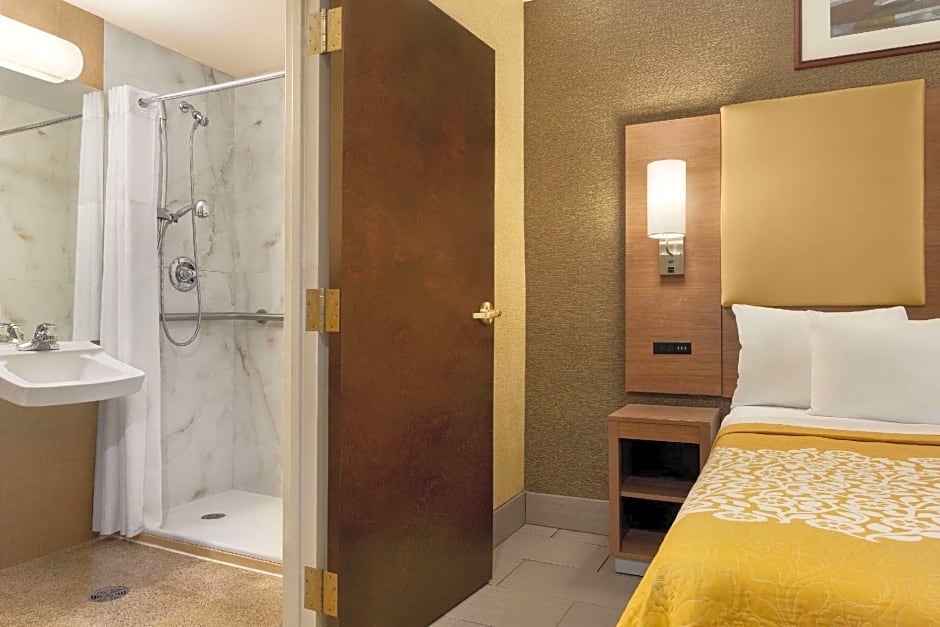 Days Inn by Wyndham Brooklyn