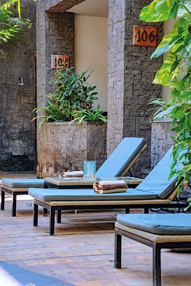 Akana Boutique Hotel
