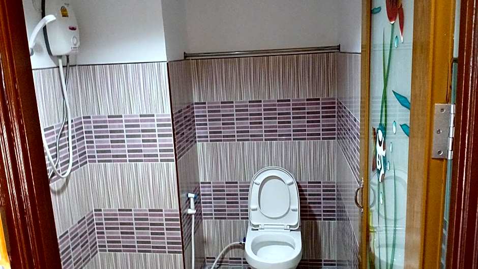 RueangSriSiRi Guest House 2