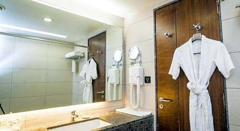 Hotel Suba International