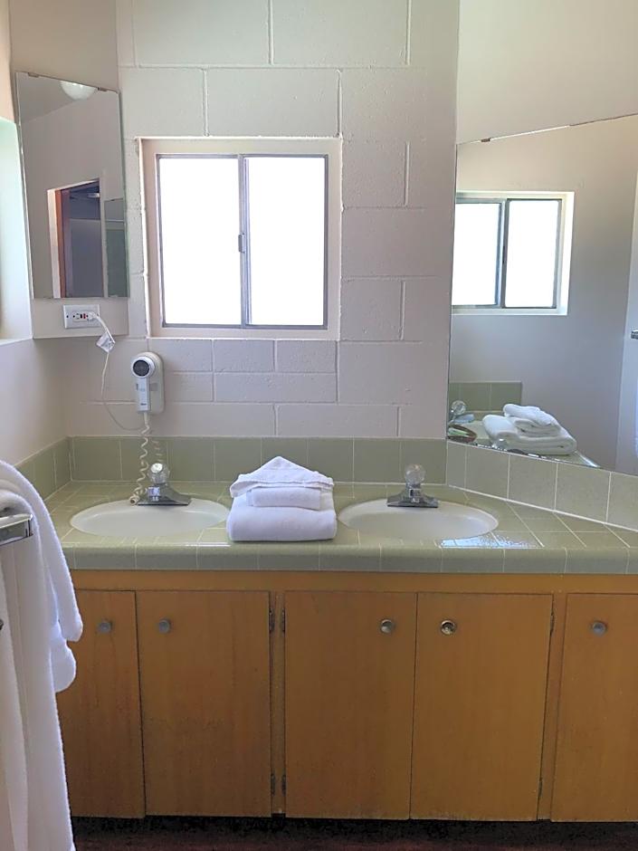 Sierra Lodge Three Rivers