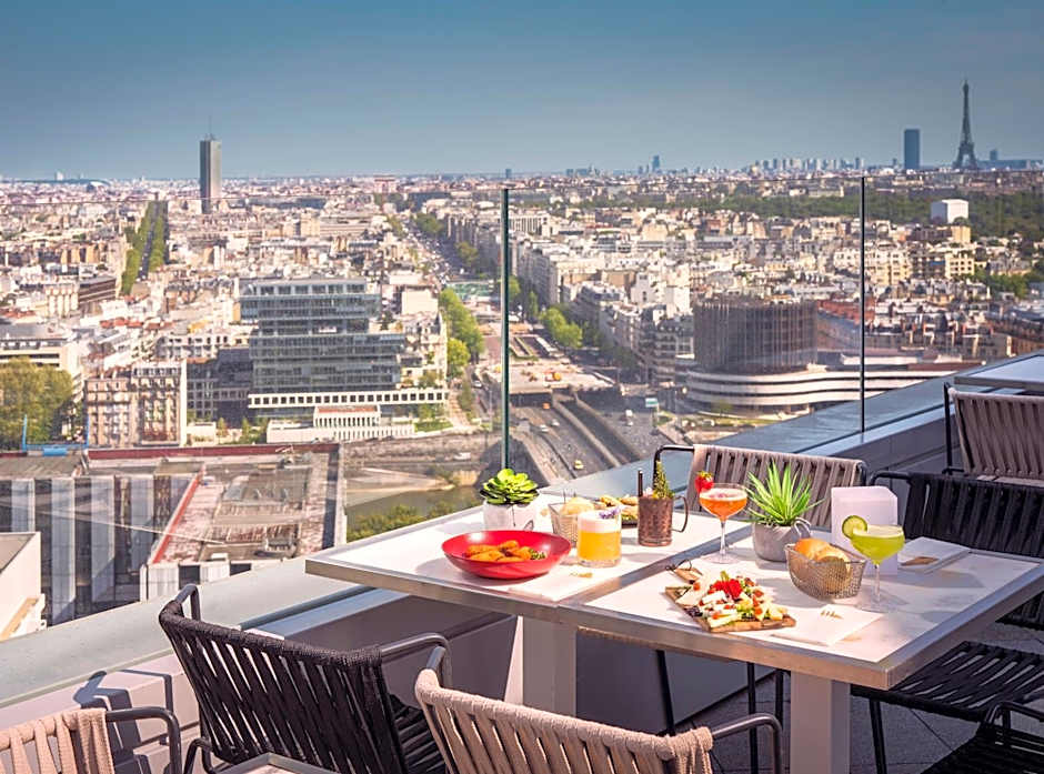 Melia Paris La Defense