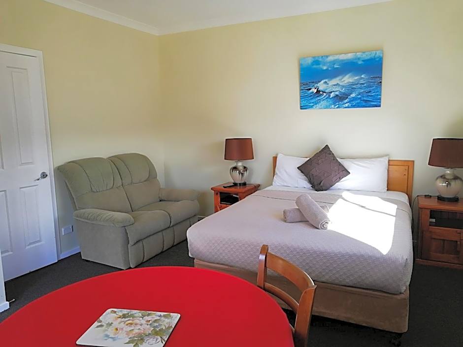 Wintersun Gardens Motel