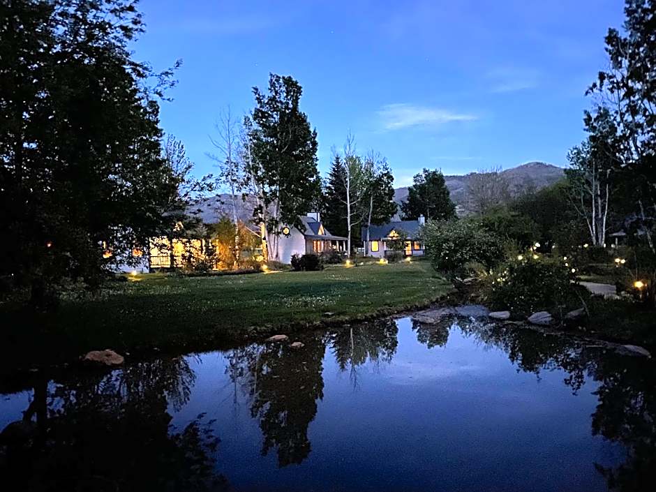 Apple Orchard Inn
