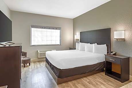 King Room with Spa Bath