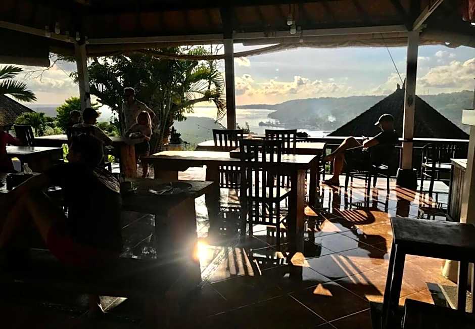 Sunrise Ocean Hut's Lembongan