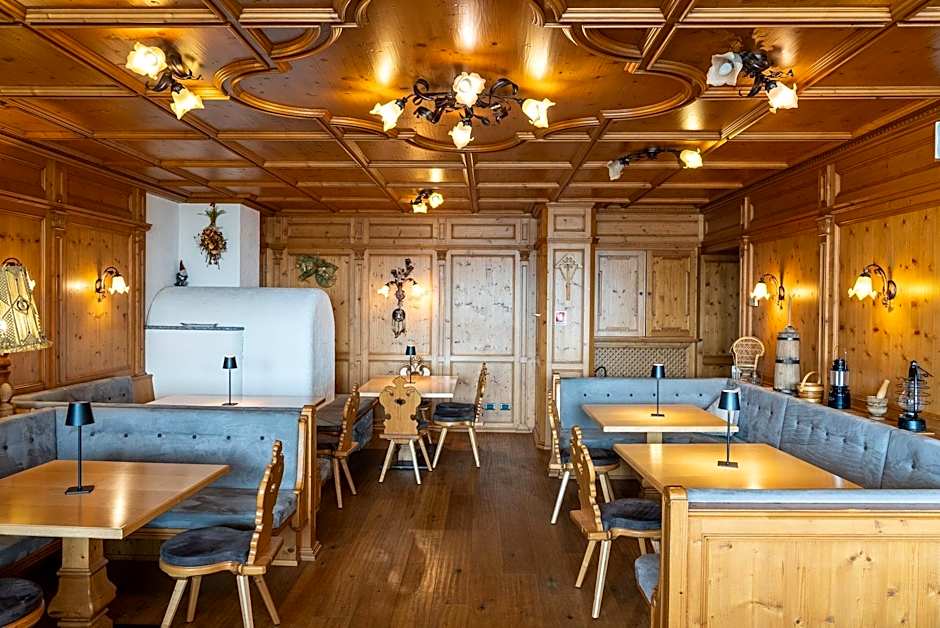 Alps Oriental Wellness HOTEL