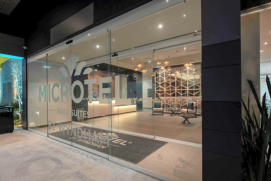 Microtel Inn & Suites by Wyndham San Luis Potosi