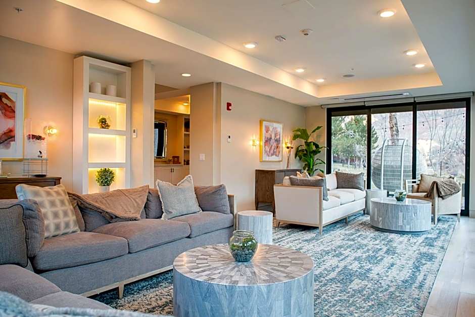 Cliffrose Springdale, Curio Collection by Hilton