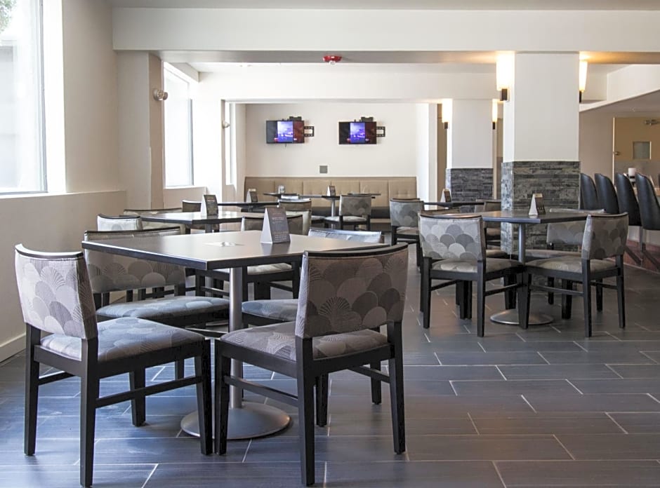 Holiday Inn Victorville By IHG