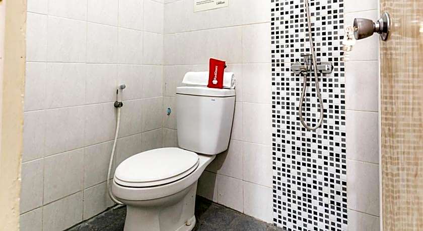 RedDoorz Syariah near Assalaam - UMS