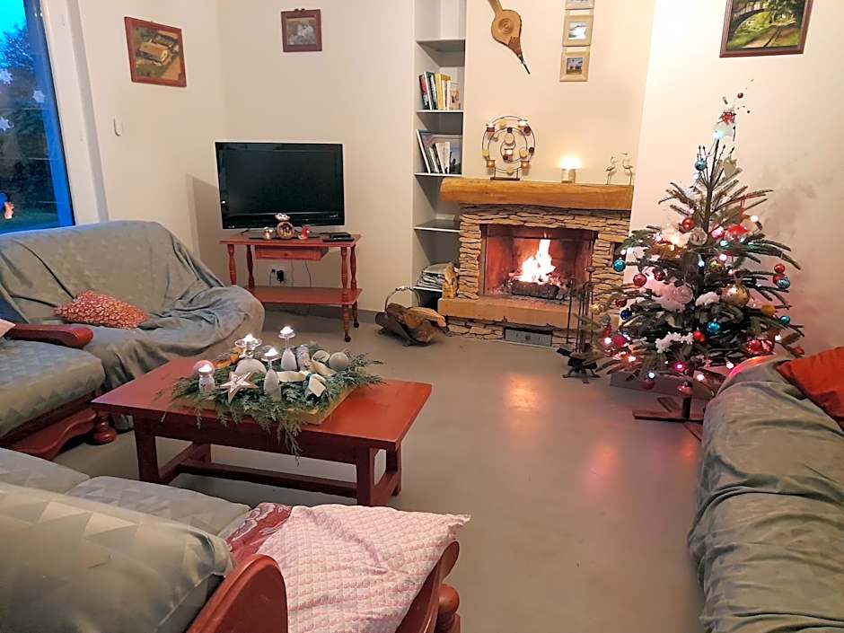 La maison du Bonheur, borne de recharge VE