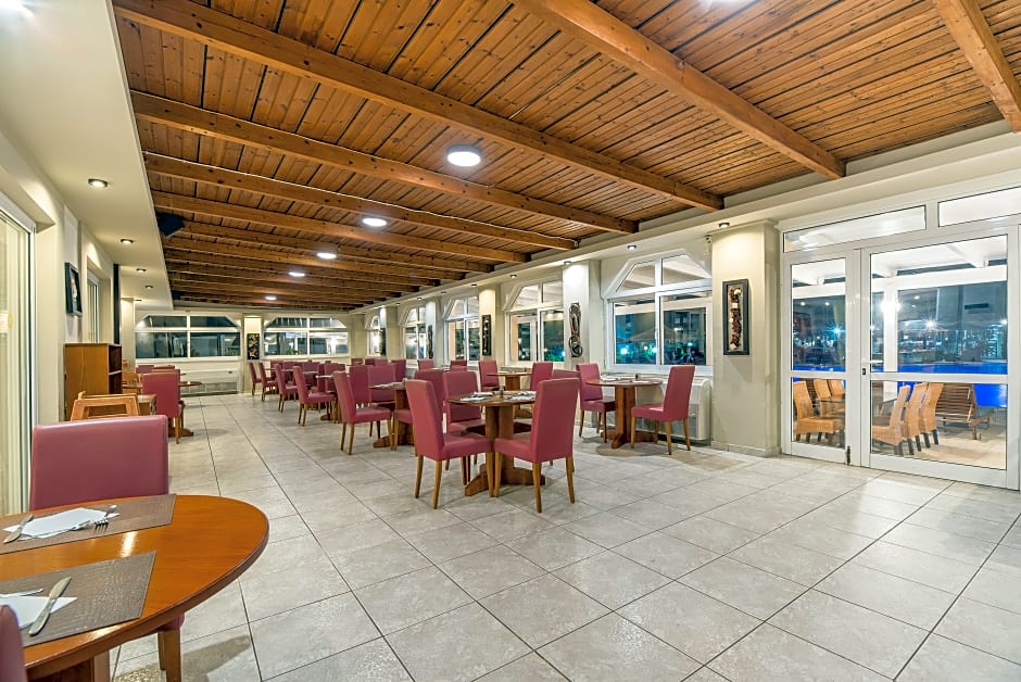 SENSEANA Sea Side Resort & Aquadventure