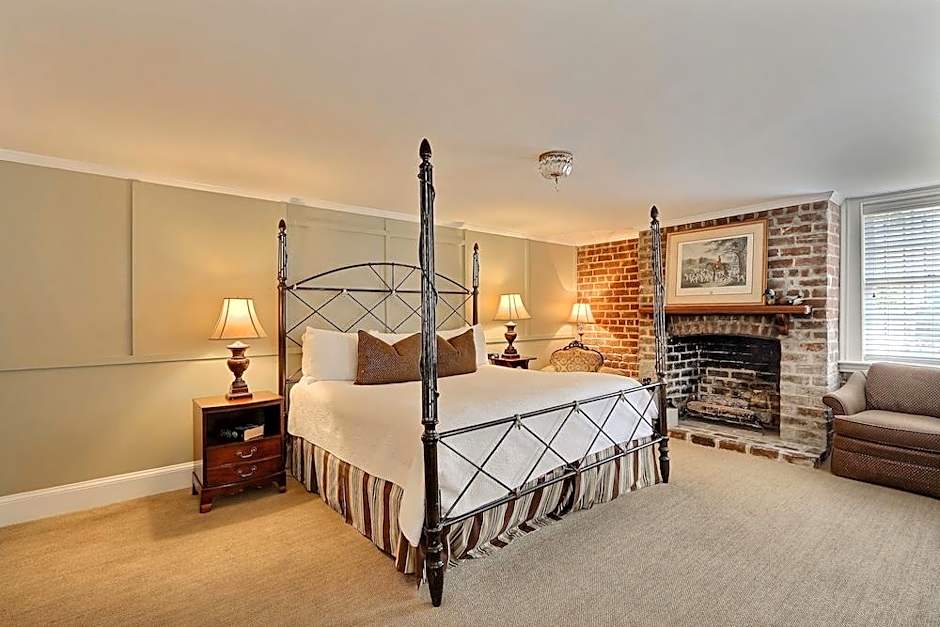 The Presidents' Quarters Inn