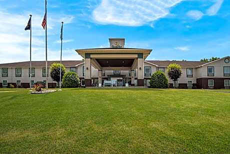 Quality Inn & Suites Chambersburg Northeast