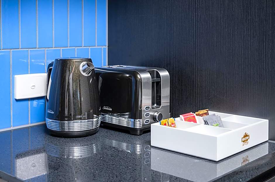 Oros Hotel and Apartments