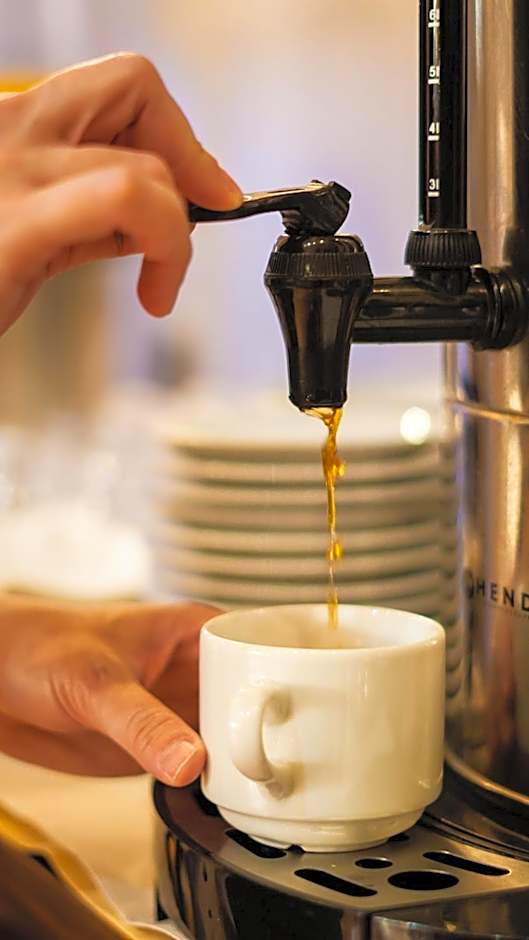 Dellas Boutique Hotel