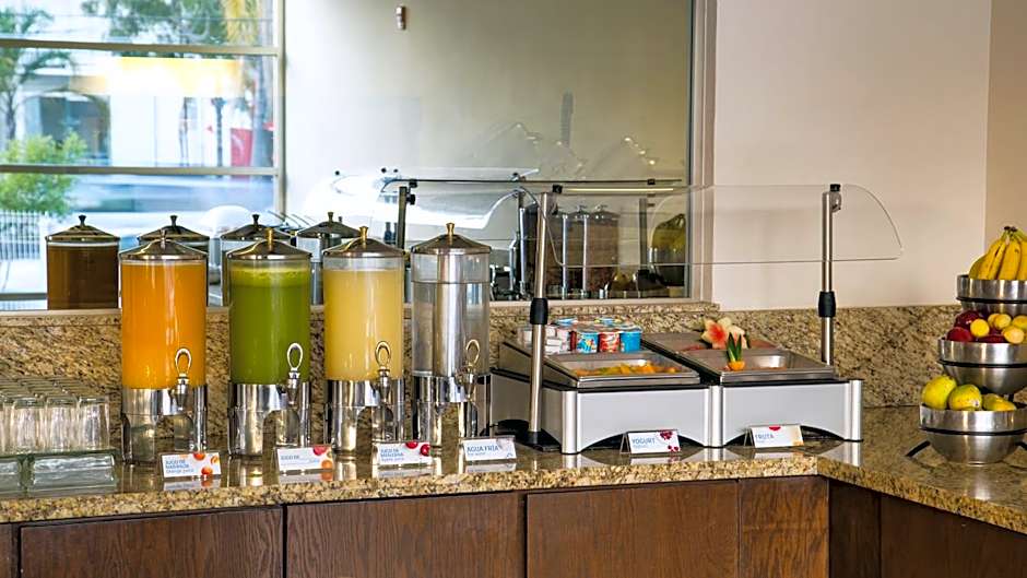 Holiday Inn Guadalajara Patria-Universidad By IHG