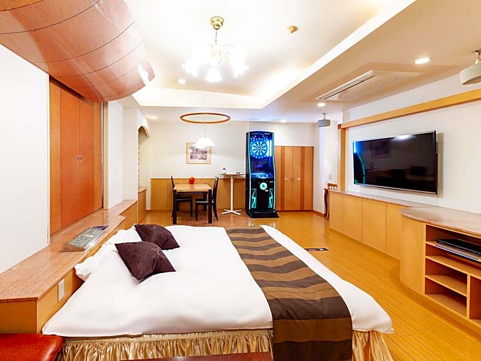 Hotel Mine (Love Hotel)