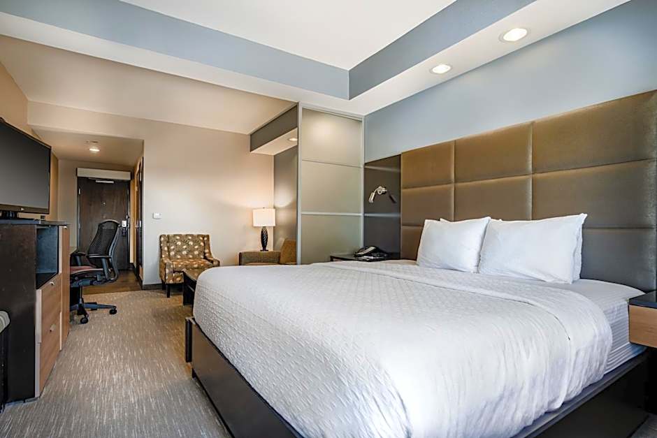 Best Western Premier Bryan College Station