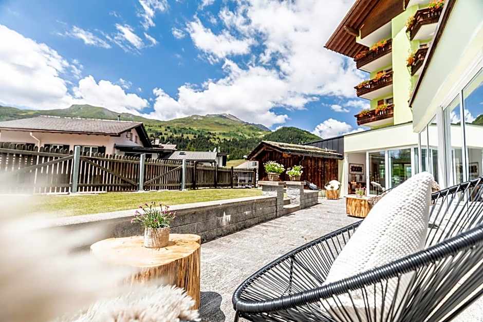 Hotel Waldhaus am See