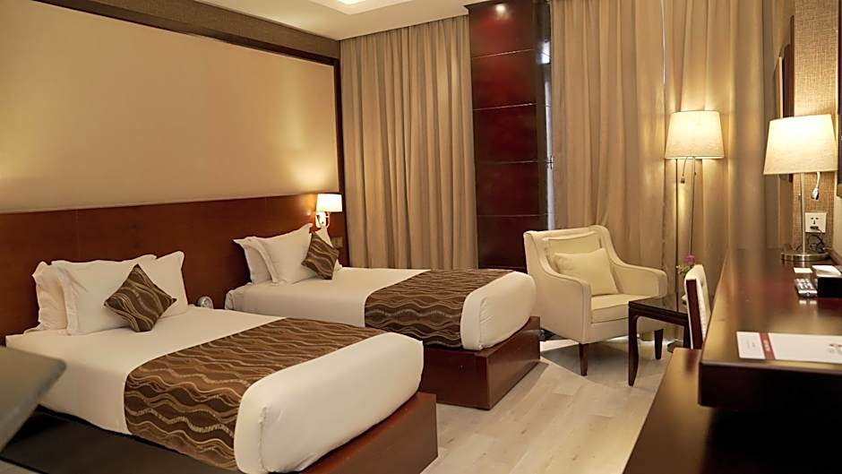 Best Western Plus Pearl Addis