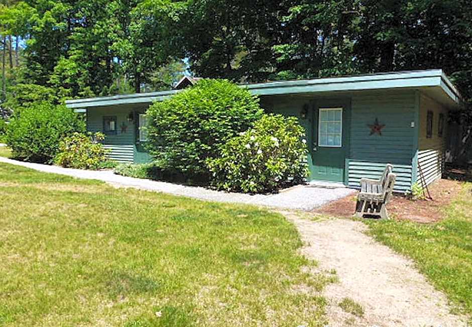 Spruce Moose Lodge
