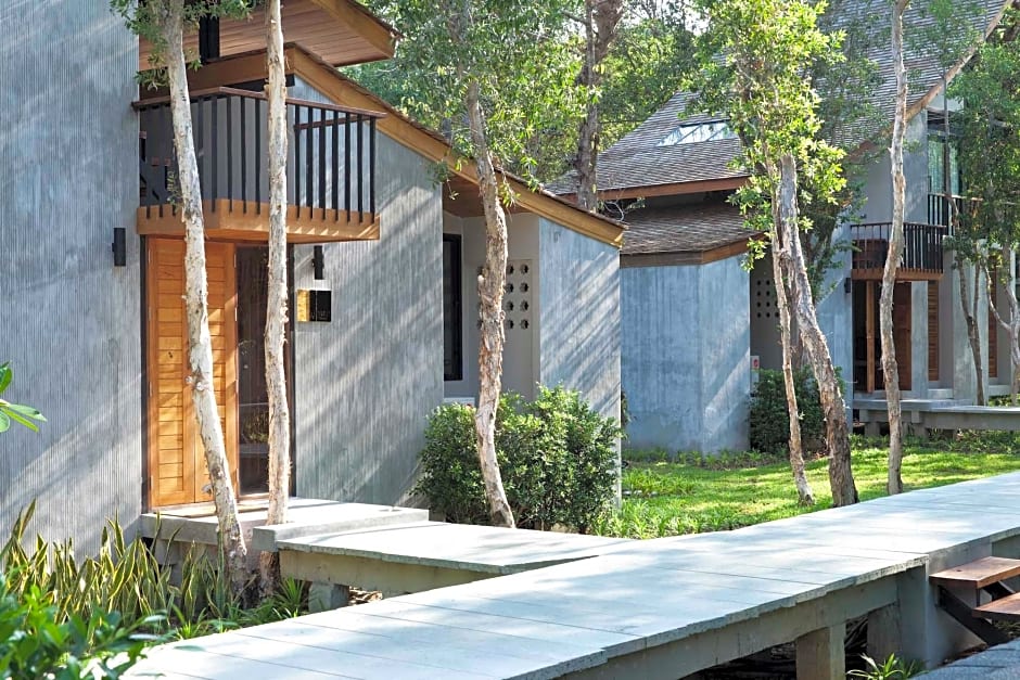 Villa Thalanena By The Beach