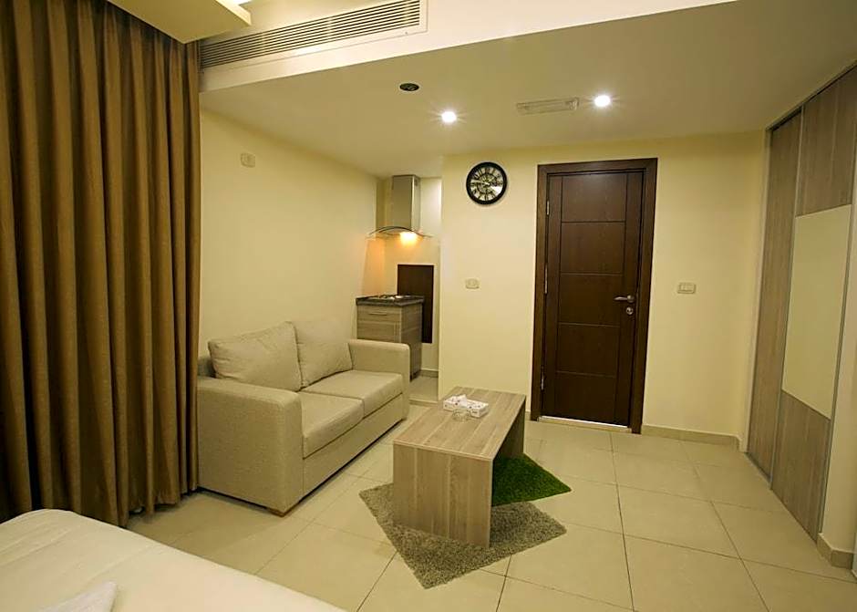 Lujain Hotel Suites                                                                         