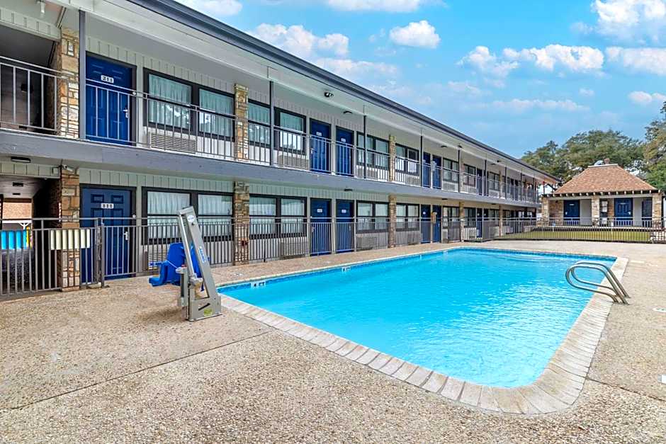 Motel 6 Boerne