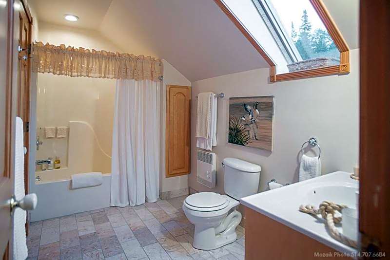 La Maison Bleue du Lac Wallace