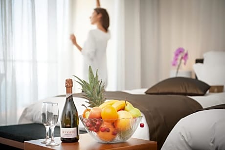 Double or Twin Room with Balcony and Golf View - Free SPA Access