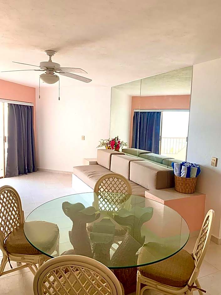 ENNA INN IXTAPA DEPARTAMENTOS ViSTA AL MAR