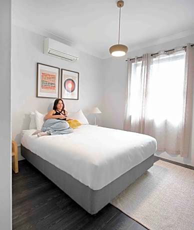 Queen Room with Private Bathroom