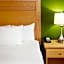 La Quinta Inn & Suites by Wyndham Rochester Mayo Clinic S
