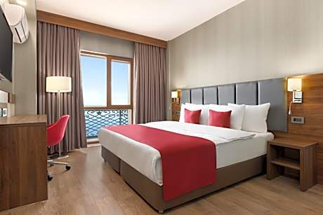 King Room - Non-Smoking