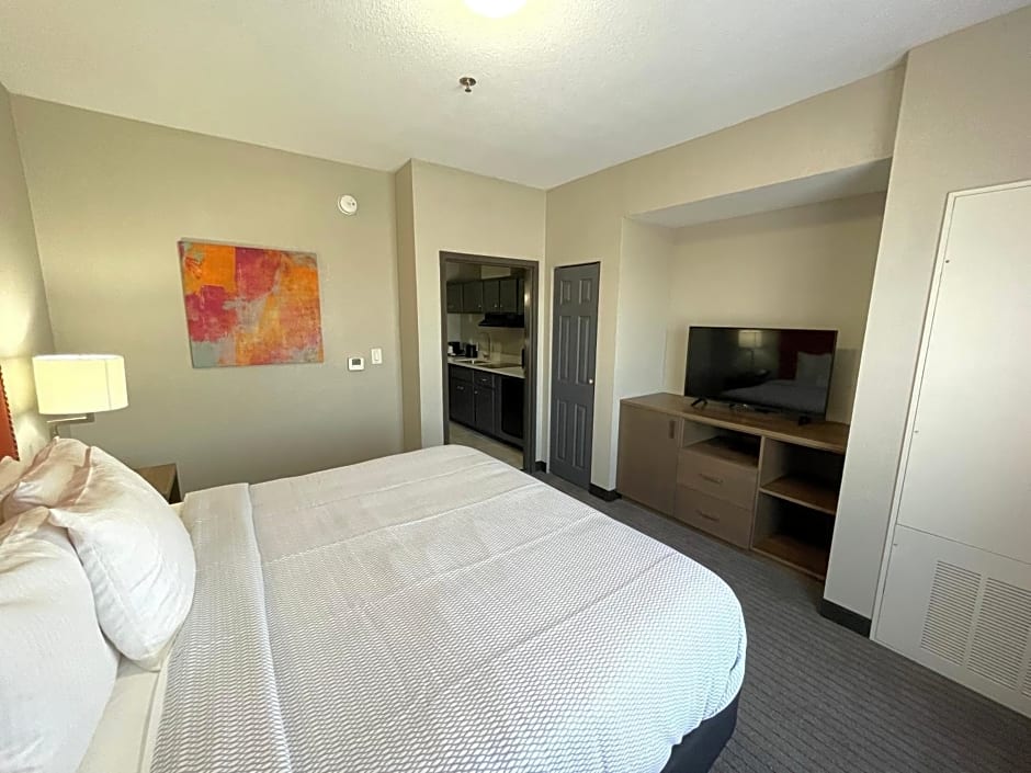 La Quinta Inn & Suites by Wyndham Augusta Near Fort Gordon