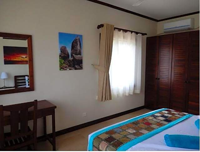 Cote d'Or Footprints