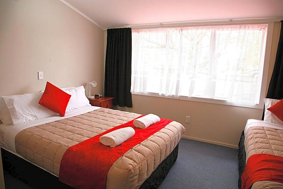 Touchwood Motor Lodge