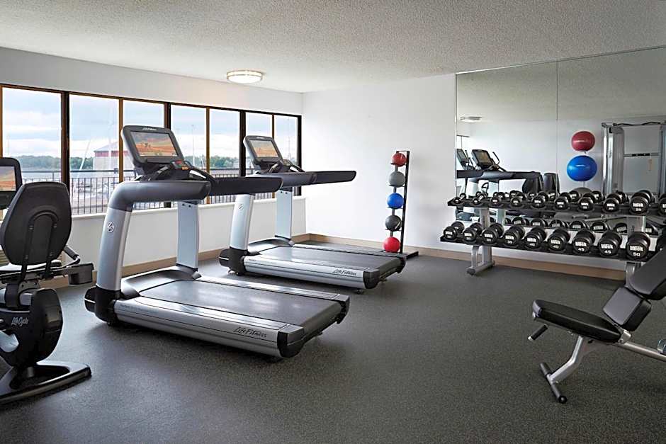 Delta Hotels by Marriott Kingston Waterfront