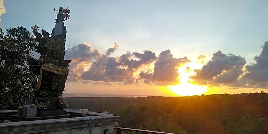 Sunrise Penida Hill by ABM