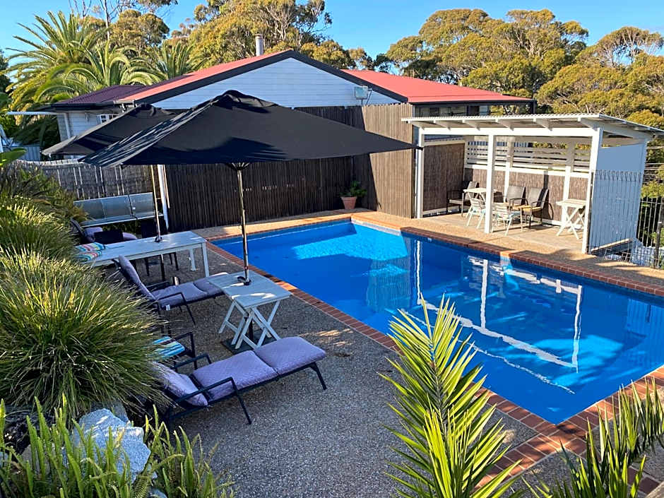 Top of the Town Motor Inn